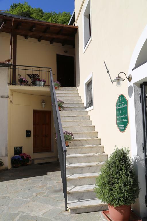 Agriturismo Dai Marchesin Nasino エクステリア 写真
